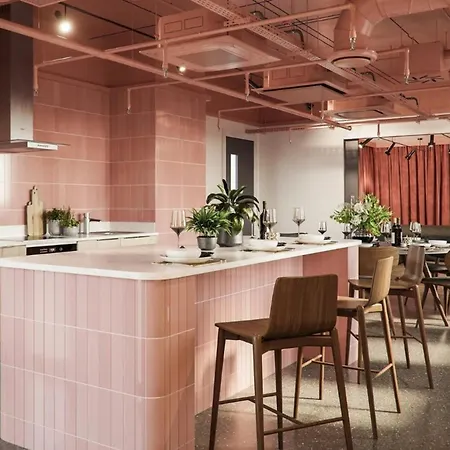 公寓 Bright & Spacious Mid-level At Briggate Centre